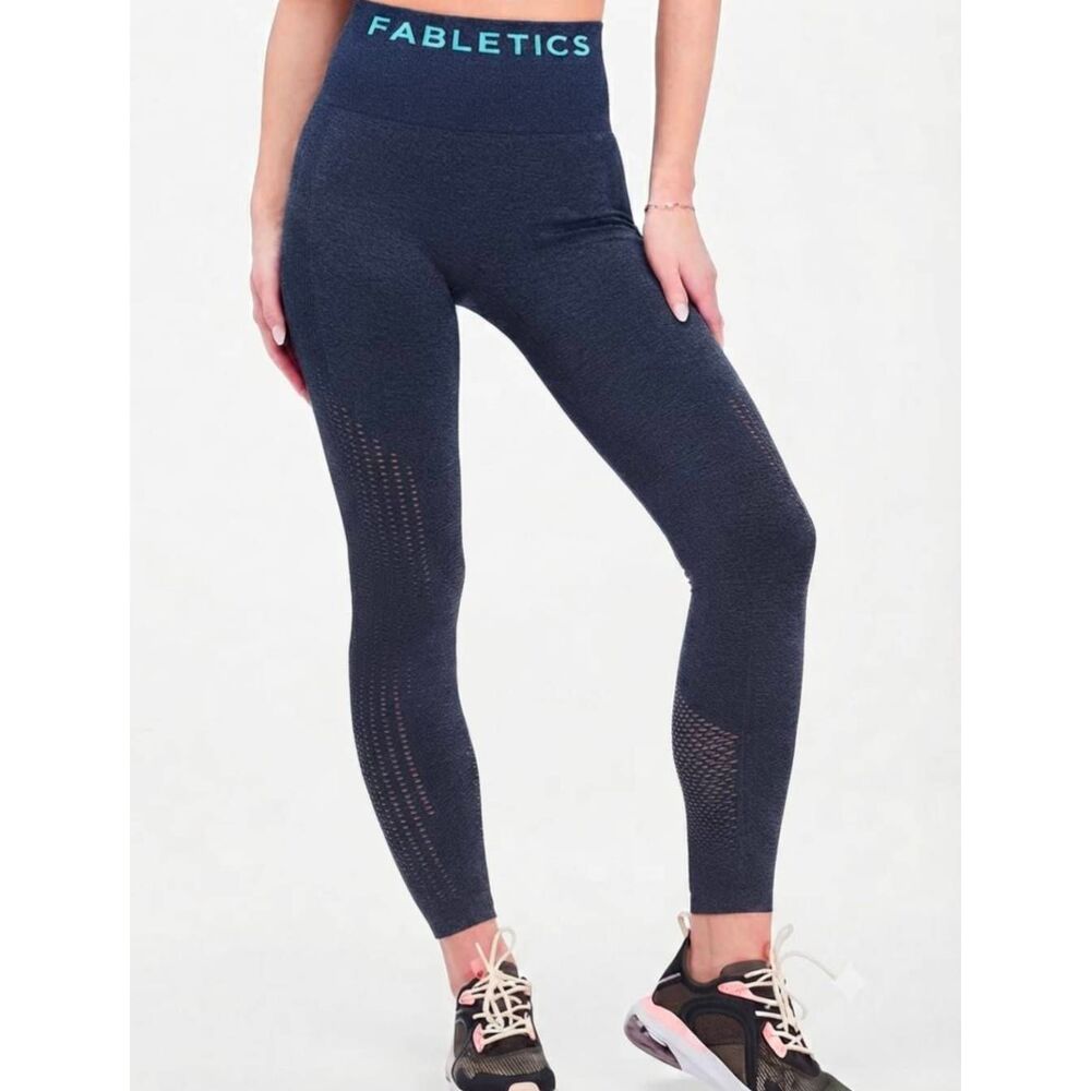 FABLECTICS Sync High Waisted Perforated Seamless 7/8 Leggings Size XS